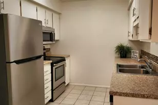 13205 N 100th Ave, Sun City, AZ 85351 - Photo 4