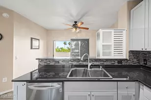 920 E Devonshire Ave, Phoenix, AZ 85014 - Photo 10