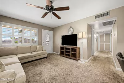 14011 N Newcastle Drive, Sun City, AZ 85351 - Photo 4