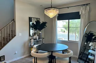 4601 S Renaissance Dr, Gilbert, AZ 85297 - Photo 8