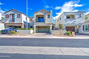 279 E Markwood Dr, Chandler, AZ 85286 - Photo 2