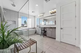 3829 E Crittenden Ln, Phoenix, AZ 85018 - Photo 38