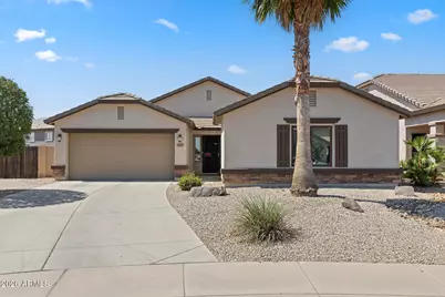629 W Desert Valley Drive, San Tan Valley, AZ 85143 - Photo 2