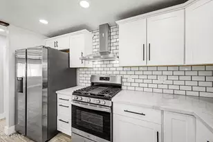 1802 N 58th Dr, Phoenix, AZ 85035 - Photo 10