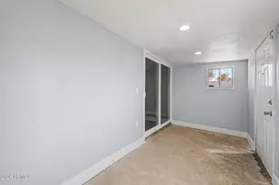 1802 N 58th Dr, Phoenix, AZ 85035 - Photo 12