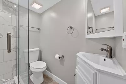 5102 N 31st Place #433, Phoenix, AZ 85016 - Photo 20