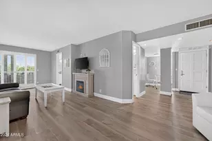 5102 N 31st Pl, Phoenix, AZ 85016 - Photo 6