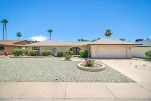 17419 N 125th Ave, Sun City West, AZ 85375 - Photo 2