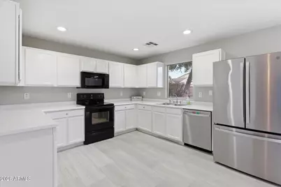 2227 E Haflinger Way, San Tan Valley, AZ 85140 - Photo 6