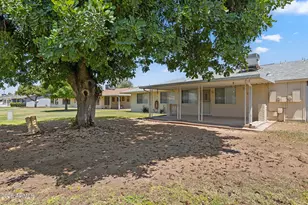 10339 W Prairie Hills Cir, Sun City, AZ 85351 - Photo 30
