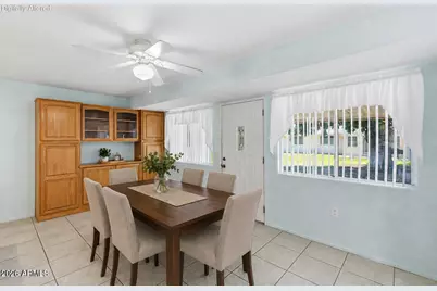 10339 W Prairie Hills Circle, Sun City, AZ 85351 - Photo 4