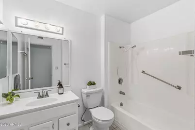 10339 W Prairie Hills Circle, Sun City, AZ 85351 - Photo 12