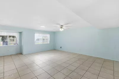 10339 W Prairie Hills Circle, Sun City, AZ 85351 - Photo 22