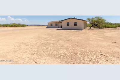 7525 W Lake Erie Drive, Casa Grande, AZ 85194 - Photo 2