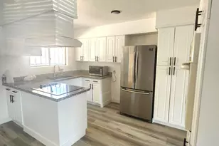 6702 W Roma Ave, Phoenix, AZ 85033 - Photo 2