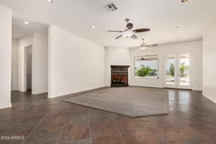 711 E Cloud Rd, Phoenix, AZ 85086 - Photo 2