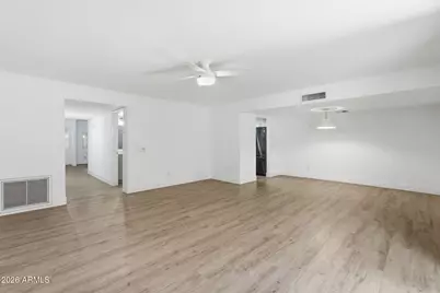 7618 N 19th Drive, Phoenix, AZ 85021 - Photo 12