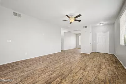 2318 S 100th Lane, Tolleson, AZ 85353 - Photo 6