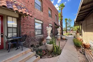 902 E Palm Ln, Phoenix, AZ 85006 - Photo 14