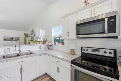 213 W Stanford Avenue, Gilbert, AZ 85233 - Photo 10