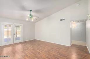 1924 E Sharon Dr, Phoenix, AZ 85022 - Photo 10