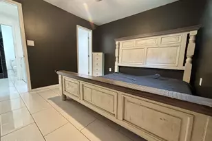 2335 West Myrtle Ave, Phoenix, AZ 85021 - Photo 18