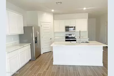 2760 W Stradling Avenue, Apache Junction, AZ 85120 - Photo 6