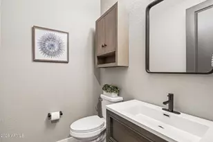 2929 E Sands Dr, Phoenix, AZ 85050 - Photo 18