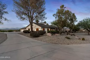 1025 Los Altos Dr, Wickenburg, AZ 85390 - Photo 2