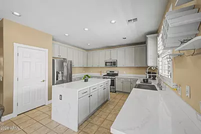 16815 N 40th Drive, Phoenix, AZ 85053 - Photo 14