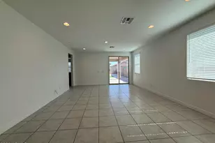 6324 W Warner St, Phoenix, AZ 85043 - Photo 8