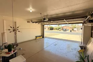 2303 S Cottonwood Dr, Tempe, AZ 85282 - Photo 16