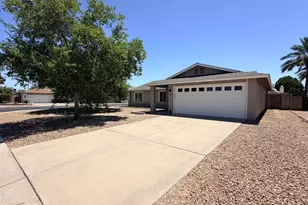 2303 S Cottonwood Dr, Tempe, AZ 85282 - Photo 2
