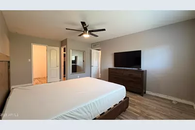 2303 S Cottonwood Drive, Tempe, AZ 85282 - Photo 12