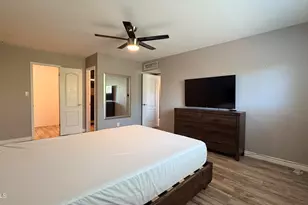 2303 S Cottonwood Dr, Tempe, AZ 85282 - Photo 12