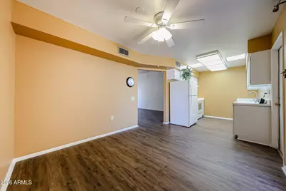 13071 N 100th Drive, Sun City, AZ 85351 - Photo 16