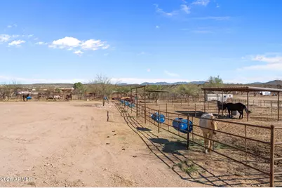 1255 W Grantham Ranch Road, Wickenburg, AZ 85390 - Photo 16