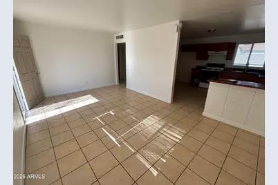 114 W Riley Drive, Avondale, AZ 85323 - Photo 2