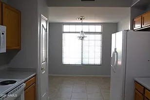 13232 W Desert Ln, Surprise, AZ 85374 - Photo 18