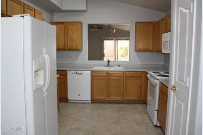 13232 W Desert Lane, Surprise, AZ 85374 - Photo 20