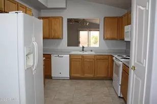13232 W Desert Ln, Surprise, AZ 85374 - Photo 20