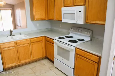 13232 W Desert Lane, Surprise, AZ 85374 - Photo 22