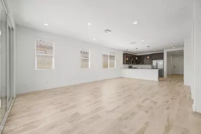 3063 E Hayfield Way, San Tan Valley, AZ 85140 - Photo 4