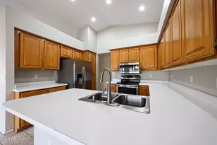 6320 W Paradise Ln, Glendale, AZ 85306 - Photo 4