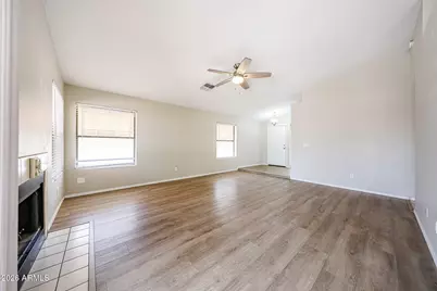 6320 W Paradise Lane, Glendale, AZ 85306 - Photo 12
