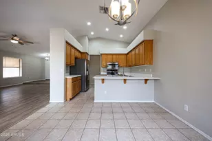 6320 W Paradise Ln, Glendale, AZ 85306 - Photo 16
