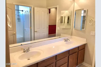 345 N Date Palm Drive, Gilbert, AZ 85234 - Photo 10