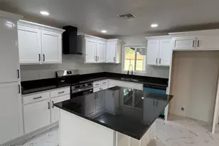 6829 W Monte Vista Rd, Phoenix, AZ 85035 - Photo 4