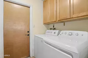 2262 S Emerson Cir, Mesa, AZ 85210 - Photo 24