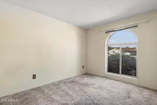 2262 S Emerson Cir, Mesa, AZ 85210 - Photo 22